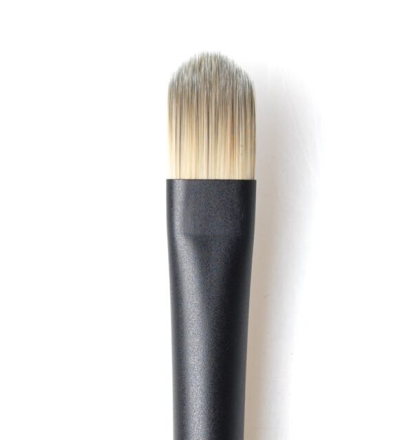 Flat Concealer Brush - 4.9in